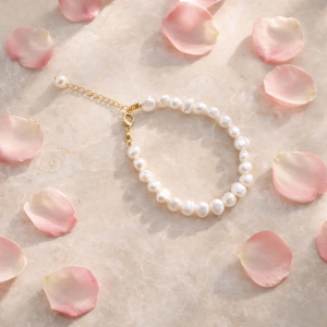 Bratara perle naturale